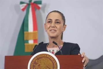 Sheinbaum recomienda leer el nuevo libro de AMLO