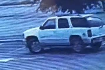 Roban camioneta y herramientas