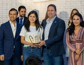 ¡Grupo estudiantil gana el Premio Municipal de la Juventud 2025!