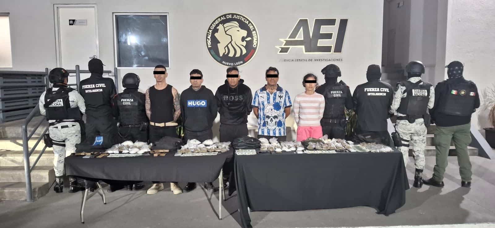 Luego de un dispositivo estratégico efectuado al sur de la ciudad de Monterrey, el Grupo de Coordinación Metropolitana realizó la captura de seis personas y un adolescente armados.