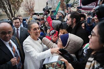 Promete Sheinbaum seguir con el apoyo a los connacionales