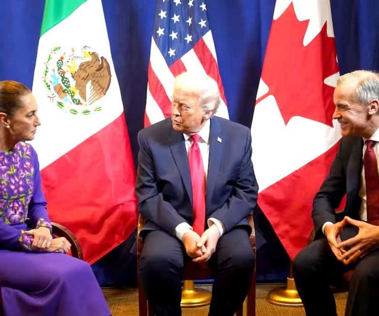 Sostienen breve reunión los jefes de Estado Sostienen breve reunión los jefes de Estado