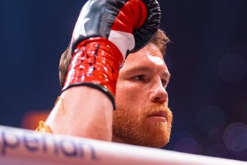 Dona Canelo dinero para boxeadores necesitados