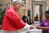 "La Santa Sede no permanecerá de brazos cruzados" "La Santa Sede no permanecerá de brazos cruzados"