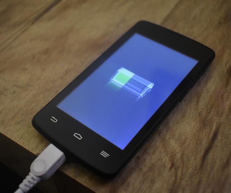 Cómo se debe cargar el celular para no dañar la batería Cómo se debe cargar el celular para no dañar la batería