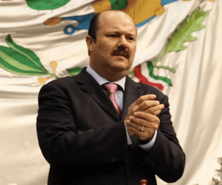 Detienen en Chihuahua al ex Gobernador César Duarte Detienen en Chihuahua al ex Gobernador César Duarte