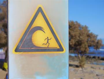 Suman 30 heridos tras terremoto en Japón