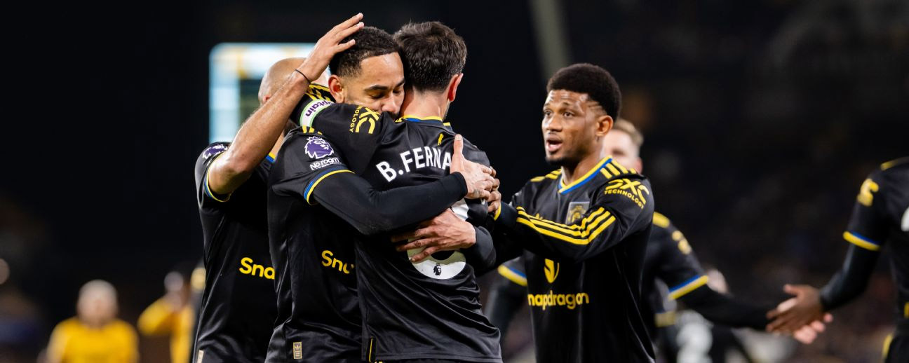 Golea el United al Wolver en la Premier Golea el United al Wolver en la Premier