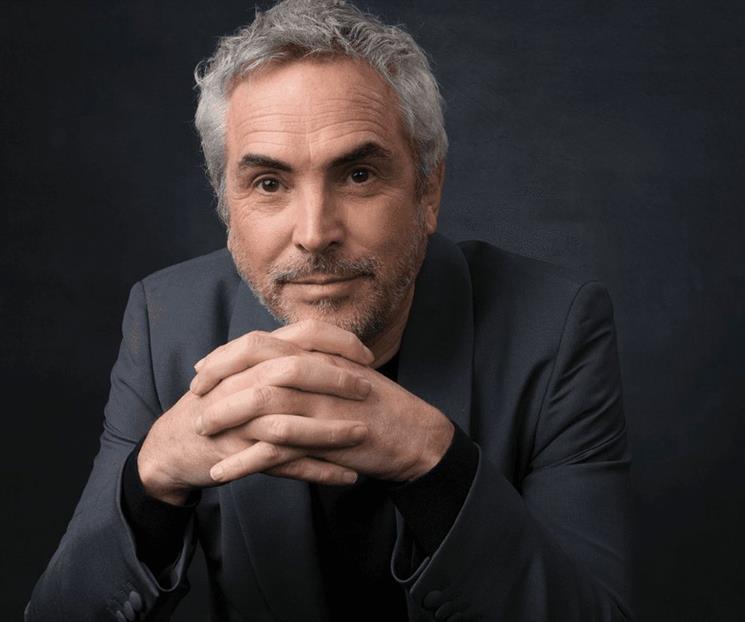 Alfonso Cuarón recibe reclamos por la presentación de su hija Bu Alfonso Cuarón recibe reclamos por la presentación de su hija Bu