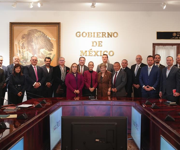 Sheinbaum sostiene encuentro con empresarios de México y extranjeros Sheinbaum sostiene encuentro con empresarios de México y extranjeros