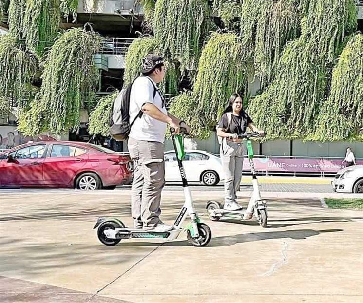 Piden regularizar scooters motorizados Piden regularizar scooters motorizados