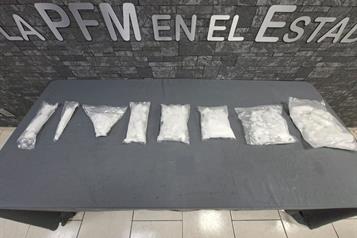 Aseguran droga en autobús