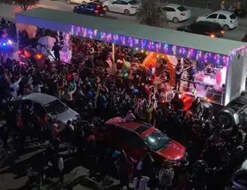 Disfrutan más de 150 mil personas en García de 3 desfiles navideños