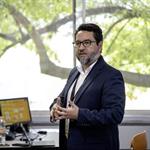 Comparte una mirada global de la medicina