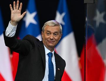 Acaba Kast campaña en Chile