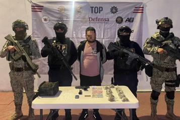 Cae con arma de fuego y droga