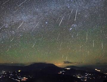 Gemínidas 2025: consejos prácticos para ver la lluvia de meteoros