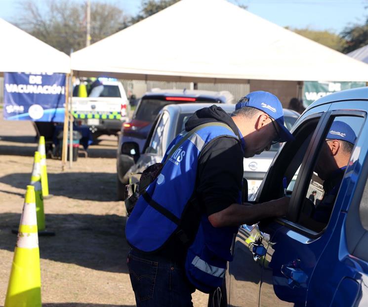 Benefician a 15 mil personas las brigadas de vacunación en SN Benefician a 15 mil personas las brigadas de vacunación en SN
