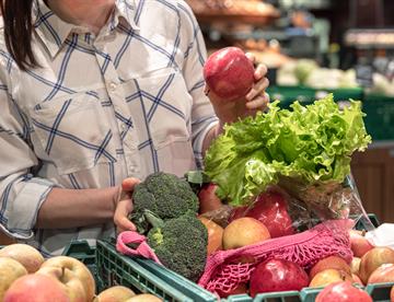 Aumento de precios y situación económica preocupa a consumidores