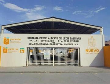 Saquean escuela primaria en Cadereyta
