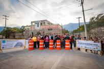 Entregan en Santiago vialidad de concreto hidráulico