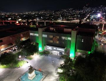 Descarta Adrián aumentar el predial en Monterrey