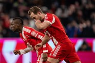 Bayern gana y se afianzan en la cima de Bundesliga Bayern gana y se afianzan en la cima de Bundesliga