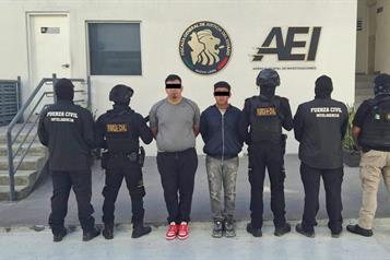 Detienen a dos con droga en El Carmen