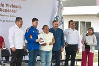 Entregan casas del programa Vivienda para el Bienestar