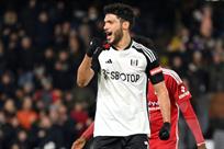 Gana el Fulham de Ra&uacute;l