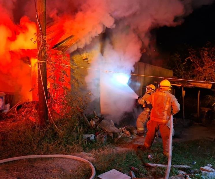 Se incendia domicilio en Montemorelos Se incendia domicilio en Montemorelos