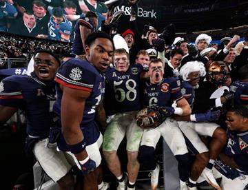 Se impone Navy a Army en el clásico naval de EU