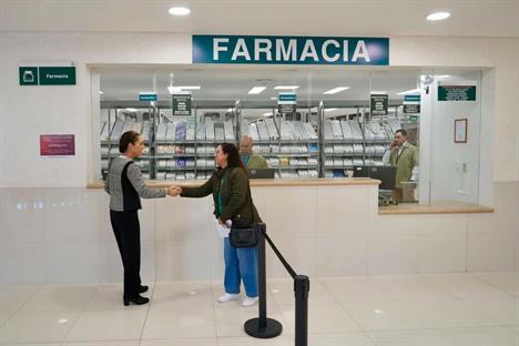 Sheinbaum supervisa abasto en hospitales Sheinbaum supervisa abasto en hospitales