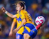 Gana Lizbeth Ovalle premio Marta por el camaroncín Gana Lizbeth Ovalle premio Marta por el camaroncín