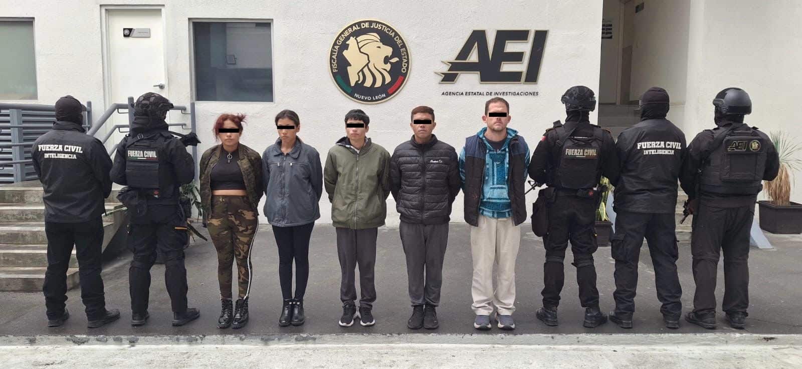 Como resultado de trabajos de investigaci&oacute;n e inteligencia en conjunto, elementos de Fuerza Civil y la Agencia Estatal de Investigaciones, efectuaron la detenci&oacute;n de cinco personas con m&aacute;s de 200 dosis de estupefacientes, en San Nicol&aacute;s.