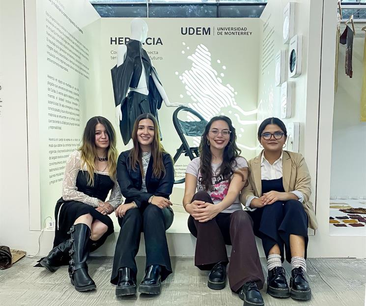 Innova equipo de la UDEM al transformar sargazo en biotextil sosteni Innova equipo de la UDEM al transformar sargazo en biotextil sosteni