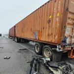 Termina volcado cami&oacute;n de transporte de personal