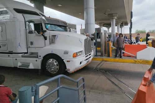 Canacar alerta por bloqueos de campesinos; prev&eacute; impactos econ&oacute;micos