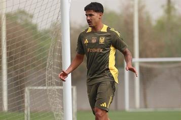 Operan a R&oacute;mulo Zwarg del tobillo 