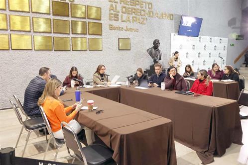 Aprueban Presupuesto 2026 en comisi&oacute;n por mayor&iacute;a