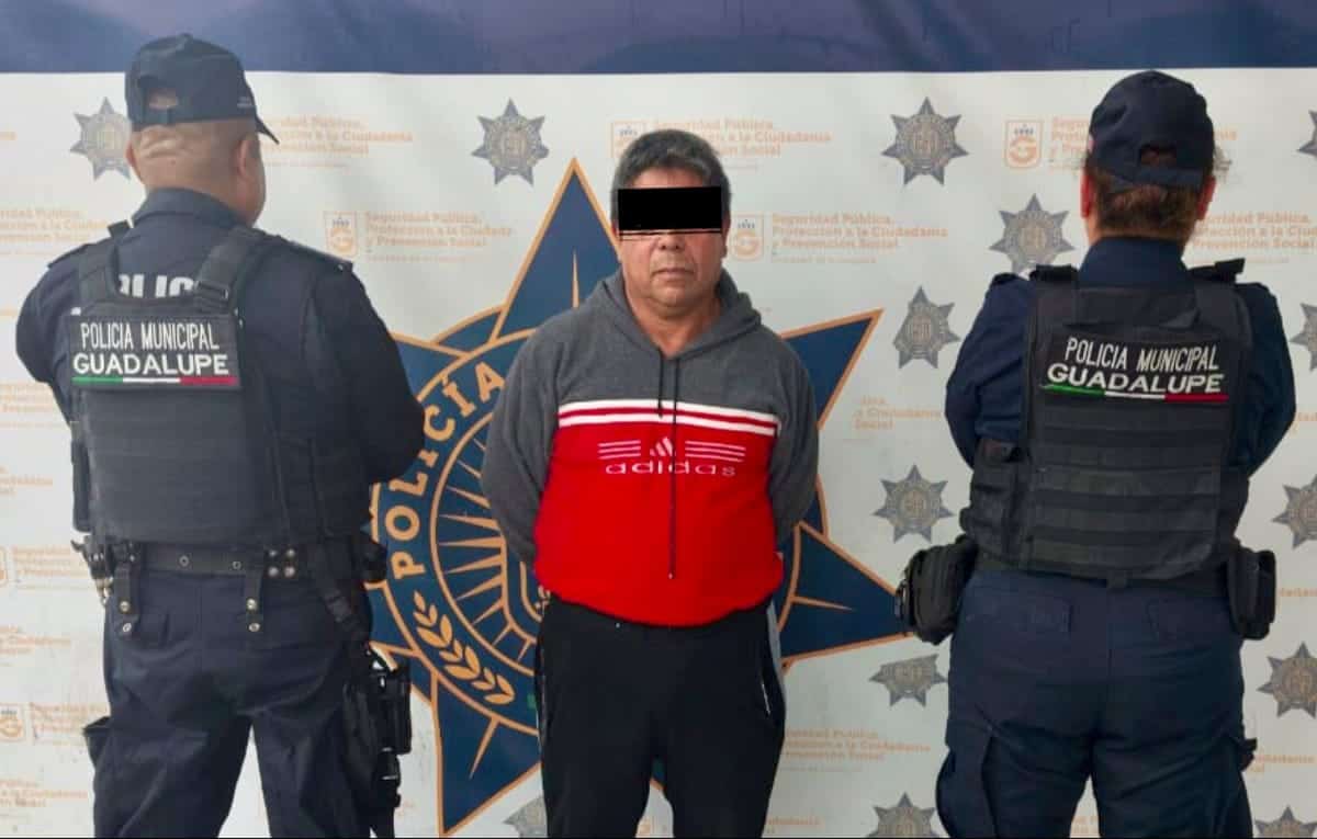 Derivado del monitoreo permanente de las c&aacute;maras del C4, elementos de la Polic&iacute;a de Guadalupe lograron la detenci&oacute;n de un masculino y el aseguramiento de un veh&iacute;culo con reporte de robo.