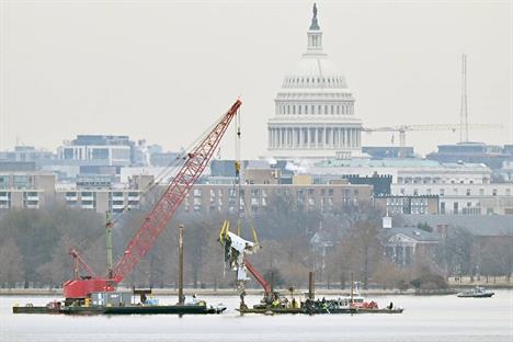 Admite EU culpa de accidente aéreo que dejo 67 muertos Admite EU culpa de accidente aéreo que dejo 67 muertos
