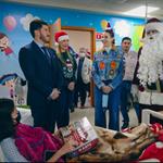Visitan Santa Claus y superh&eacute;roes a ni&ntilde;os del Materno Infantil