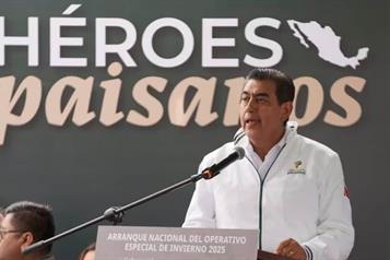 INM da de baja a agentes de migraci&oacute;n que hicieron actos irregulares