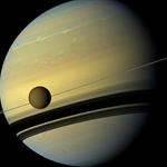 Revelan que luna de Saturno, podr&iacute;a no tener un oc&eacute;ano