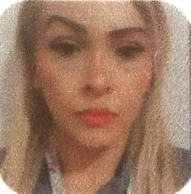 Familiares de la mujer que falleci&oacute; en un accidente vial registrado en el municipio de Lampazos, se presentaron en el hospital general de esta ciudad, para identificar su cuerpo.