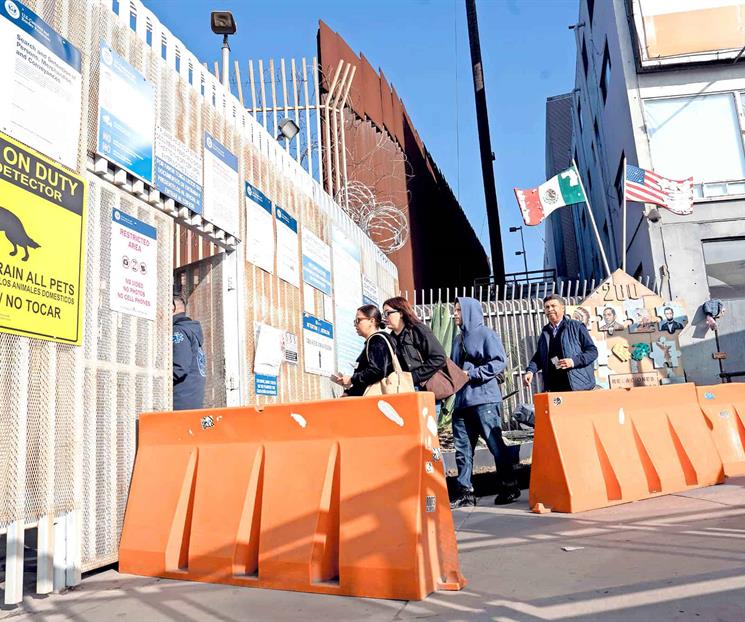 Regresan paisanos pese a redadas del ICE