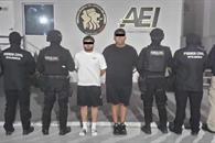 Arrestan a dos con m&aacute;s de 200 dosis de droga