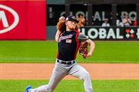 Refuerza Dustin May a los Cardenales