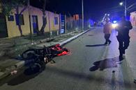 Motociclista resulta lesionado en choque